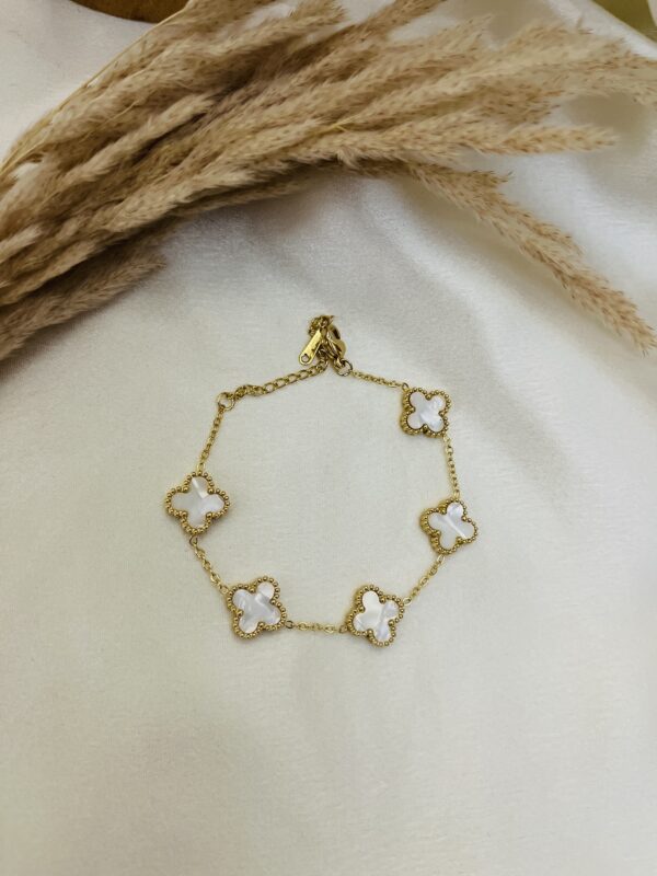 Lumi - Clover Bracelet - Image 3