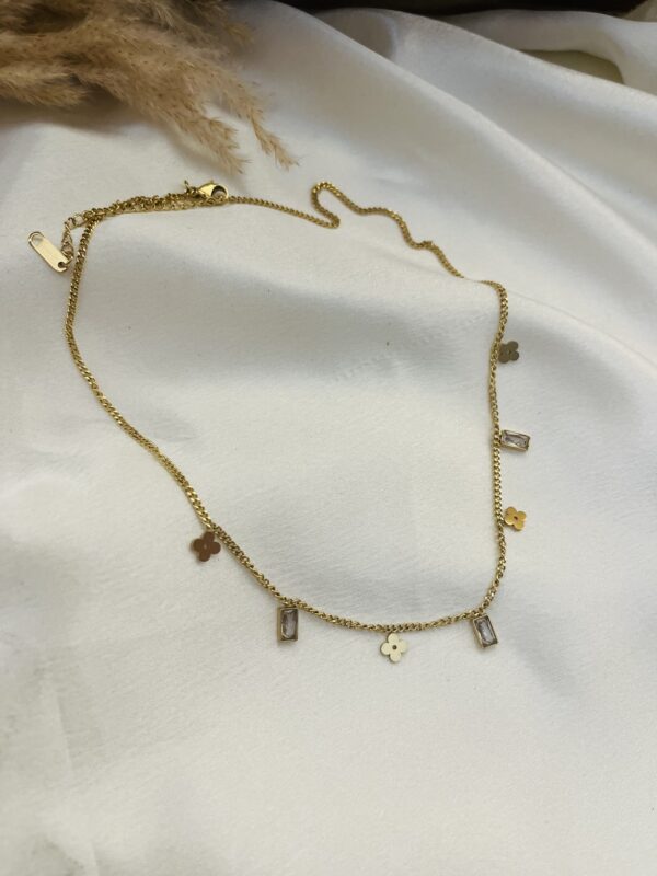 Twinkle Bloom Necklace
