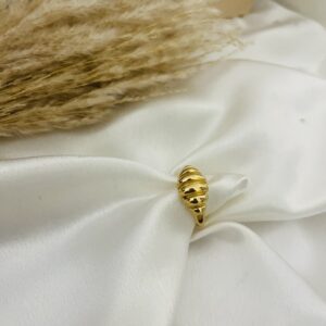 Croissant Ring