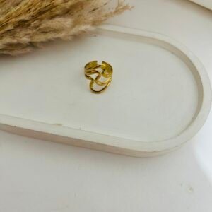 Aven Wavy Ring
